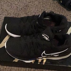 Selling multiple pairs of nike an air Jordan shoes please see pics for details